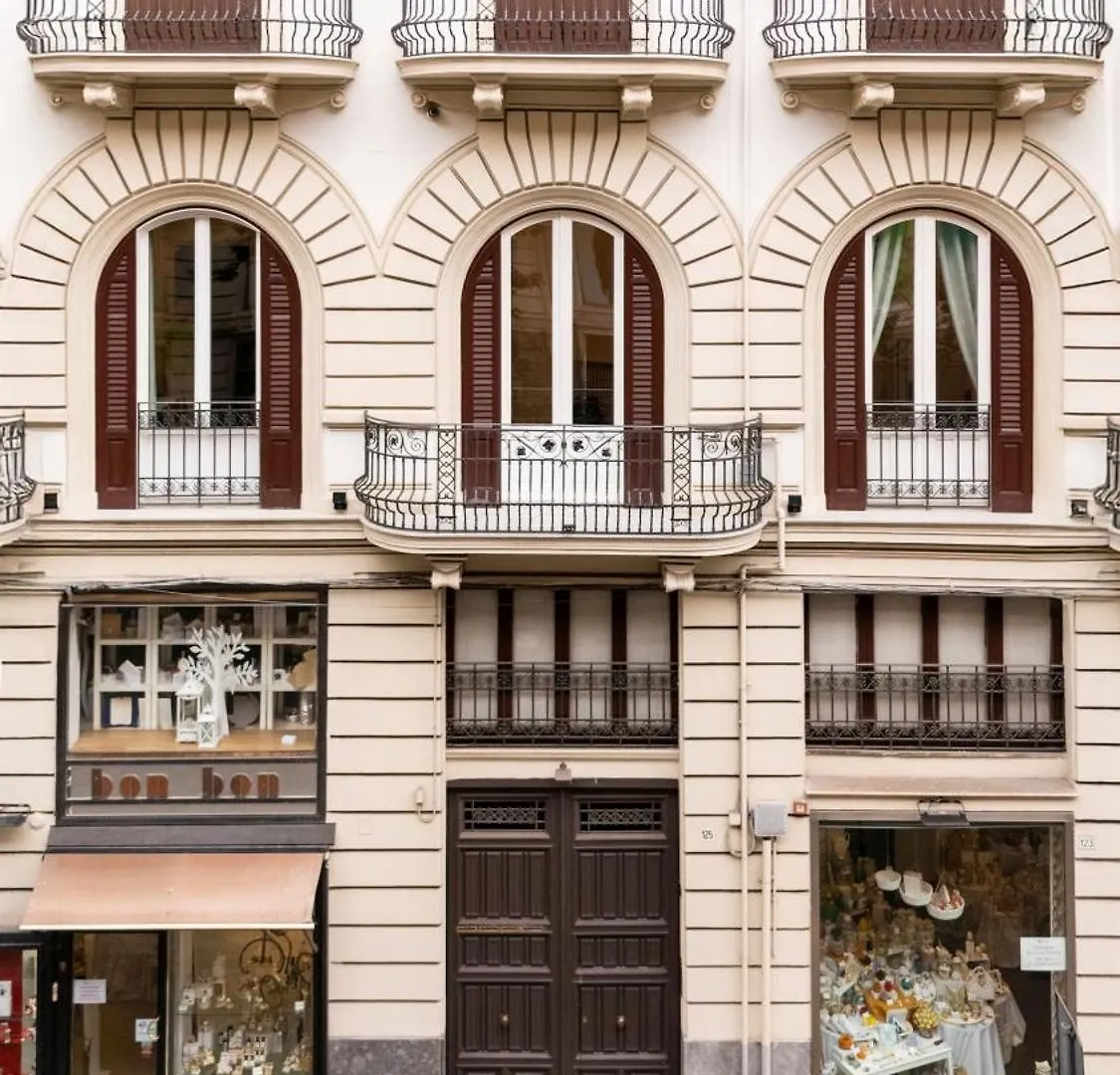 G Cave 125 Boutique Apartment 巴勒莫